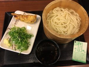 釜揚げうどんとかしわ天