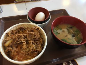 牛丼波とん汁たまごセット