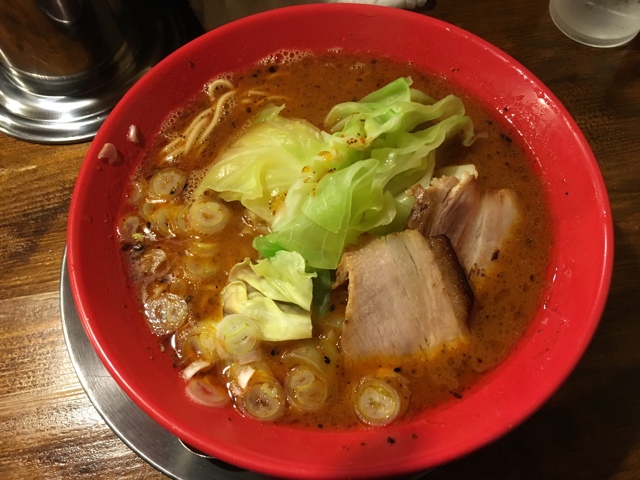 骨のzui で レッチリらー麺を食す。前橋市青柳町、カインズホーム隣テナントで営業。