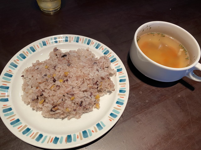 スープと五穀米ライス
