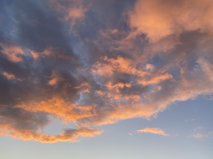 昨日の夕暮れ雲