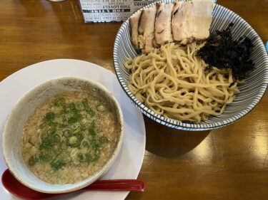 ごわ麺 一ノ里 で ざる を食す。前橋市大友町、セブンイレブン大友店裏で営業。