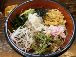 冷たぬきそば