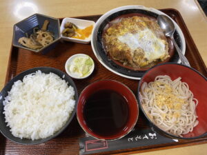 煮カツ定食セット