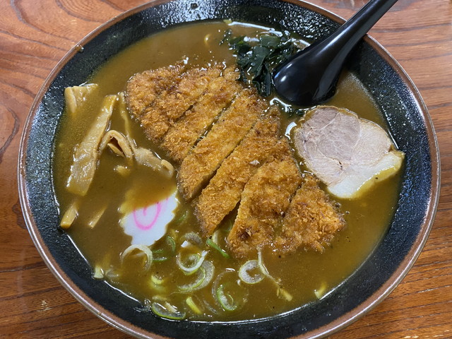 カツカレーラーメン