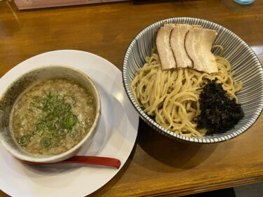 前橋市大友町、ごわ麺 一ノ里 で ざる を食す。