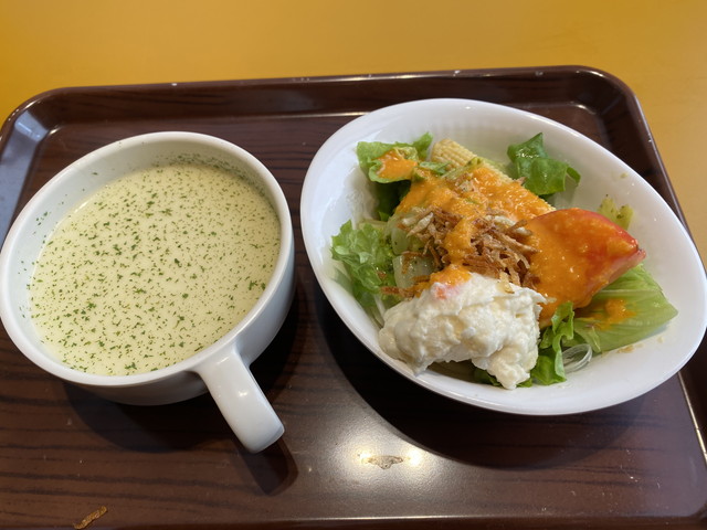 コンポタとサラダ