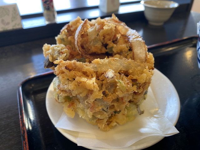 圧巻のかき揚げ!