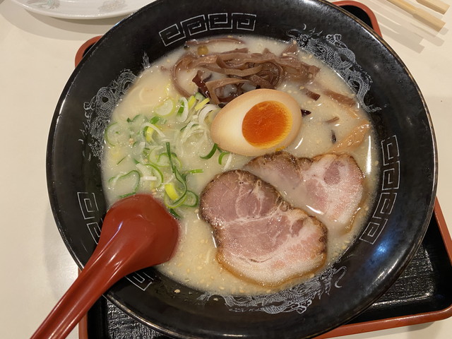 とんこつラーメン